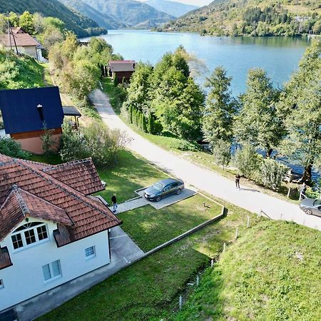 Cobras Plivsko Jezero, Jajce Villa Eksteriør billede