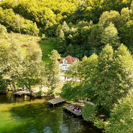 Cobras Plivsko Jezero, Jajce Villa Eksteriør billede