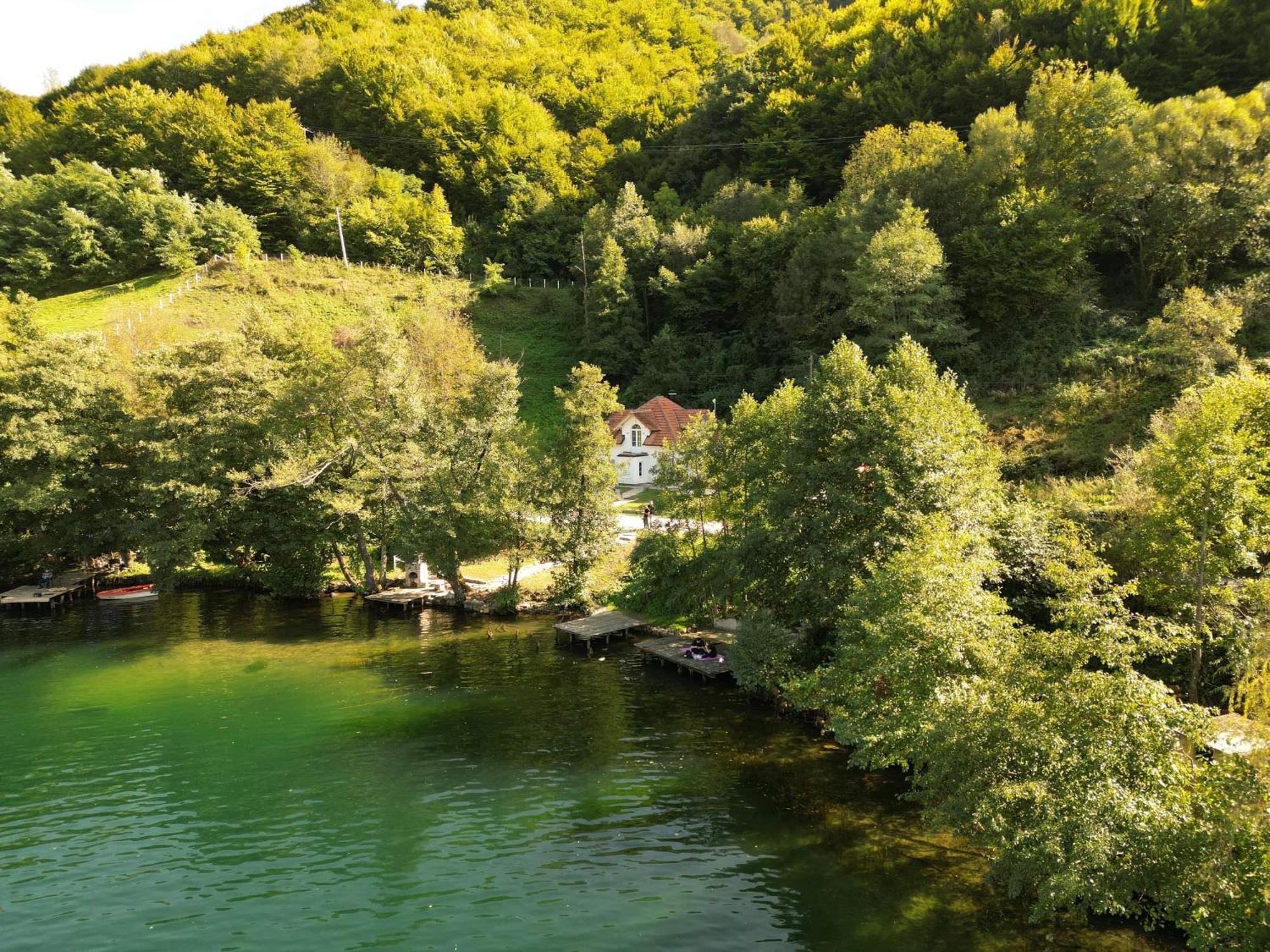 Cobras Plivsko Jezero, Jajce Villa Eksteriør billede